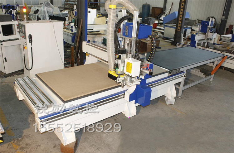 航畅板式家具生产线 家具开料机厂家*** 多少钱