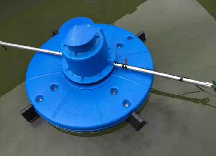 厂家***涌浪式1.5kw高溶氧鱼塘增氧机