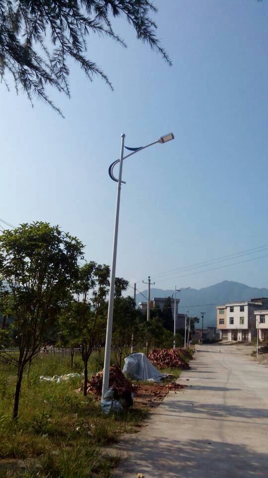 索县太阳能路灯价格多少/厂家安装电话