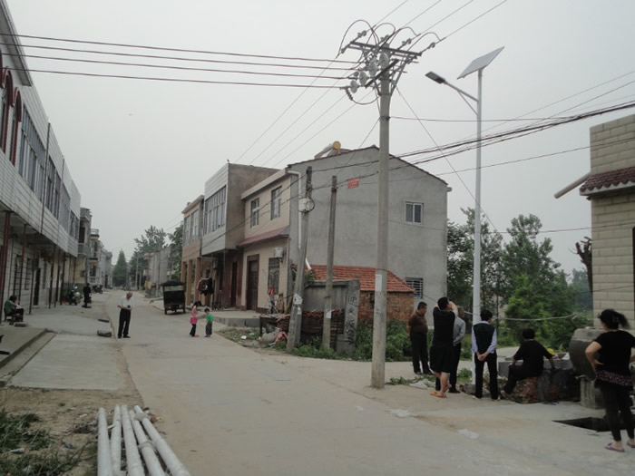 咸安太阳能路灯价格厂家***