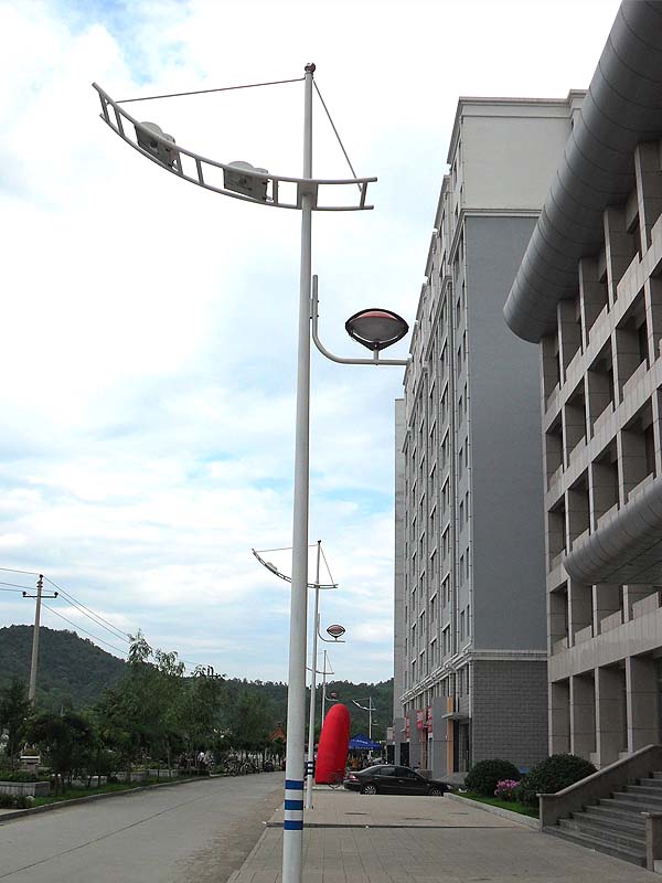 无锡宜兴太阳能路灯/安装销售价格
