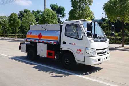 时风2.24立方加油车（实际容积2.8立方）