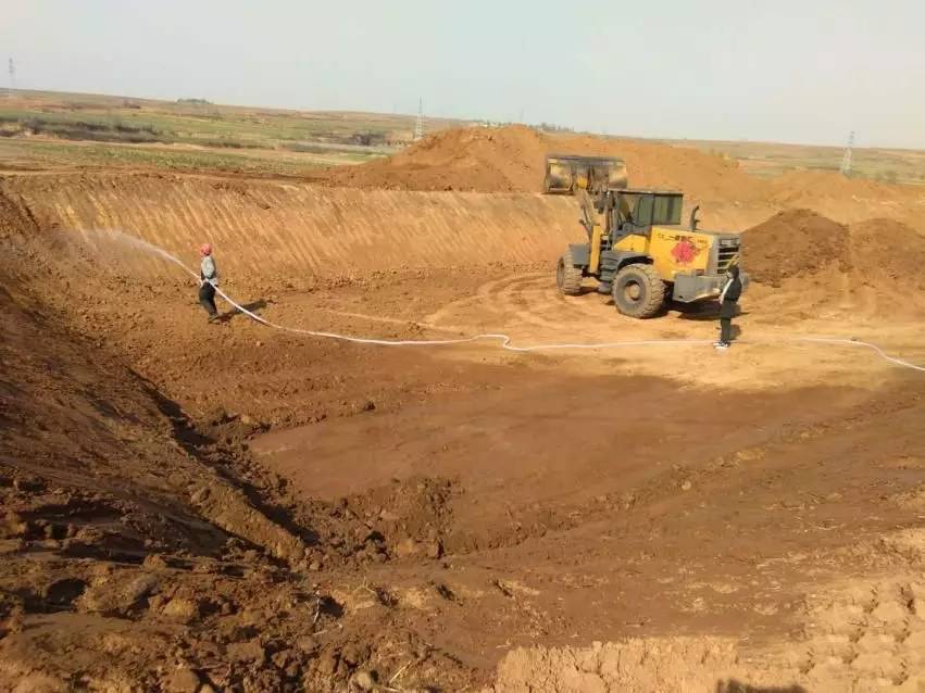生态路面生态路土路面广西土壤固化剂修筑路基河塘水利防渗