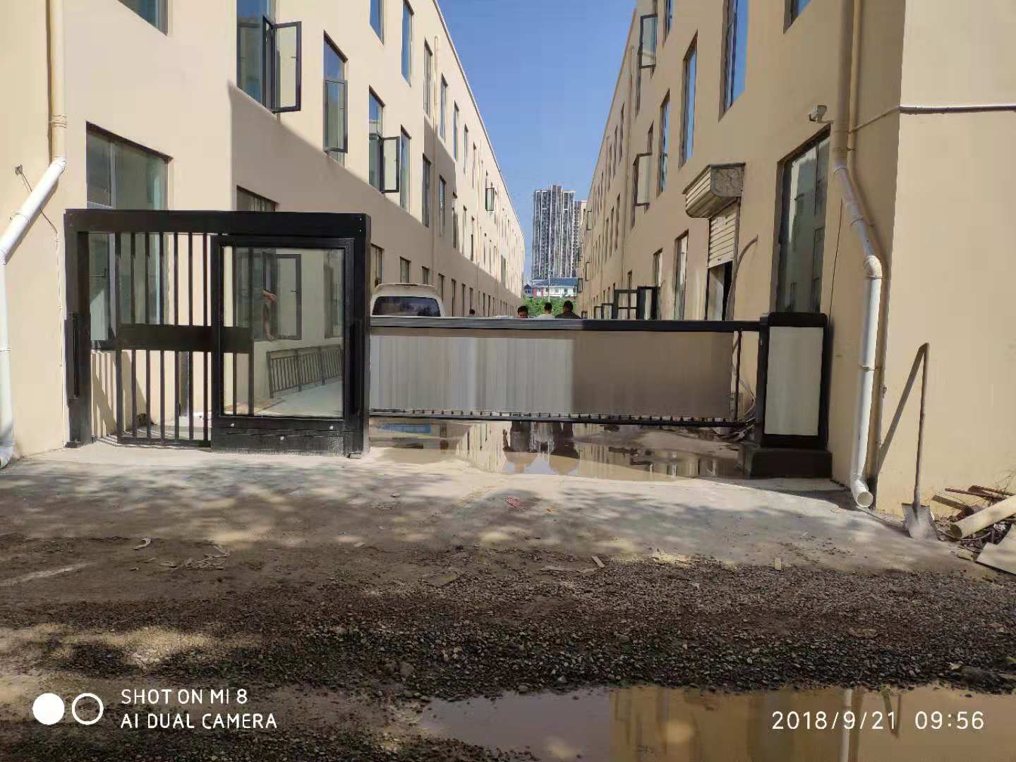 人行通道广告门人行广告门广告平移门