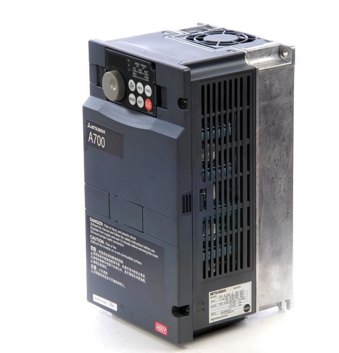 FR-A720-5.5K三菱***