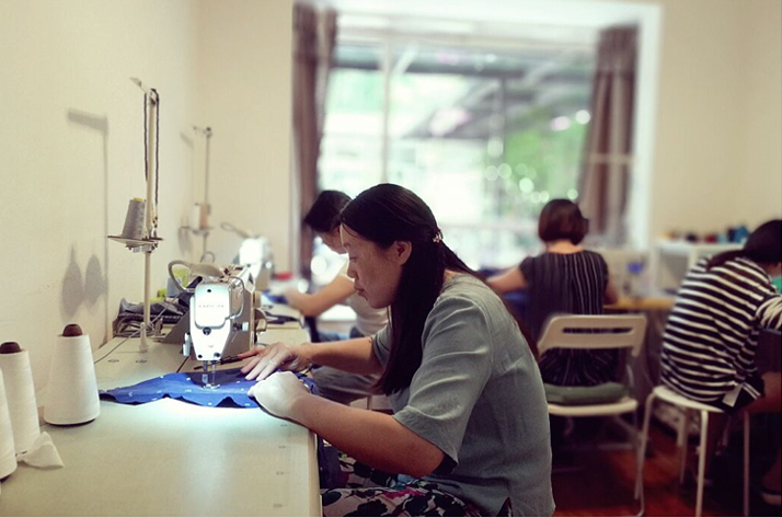 华艺教育零基础学服装设计，一对一教学，学会为止