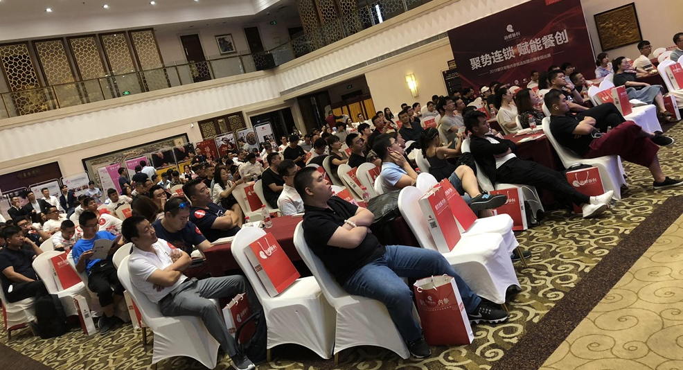 杭州充场团队，杭州充场公司，会议充场观众，群众演员充场暖场