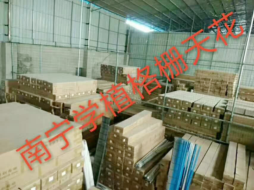 海南铝格栅分享：***铝格栅吊顶装修让商场更显档次