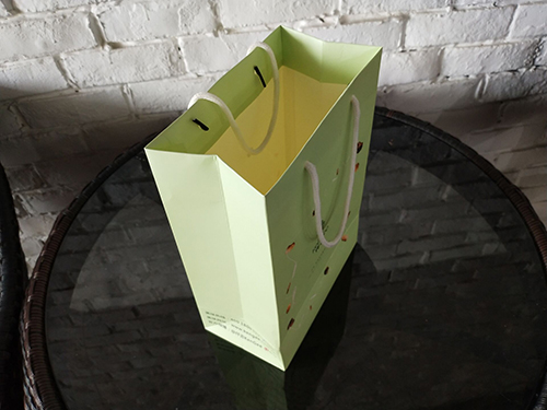 纸袋厂家*** 品翼食品购物红色手提袋定制做服装白色纸袋