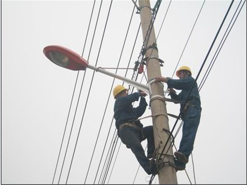 博白县***太阳能路灯价格/厂家安装销售电话