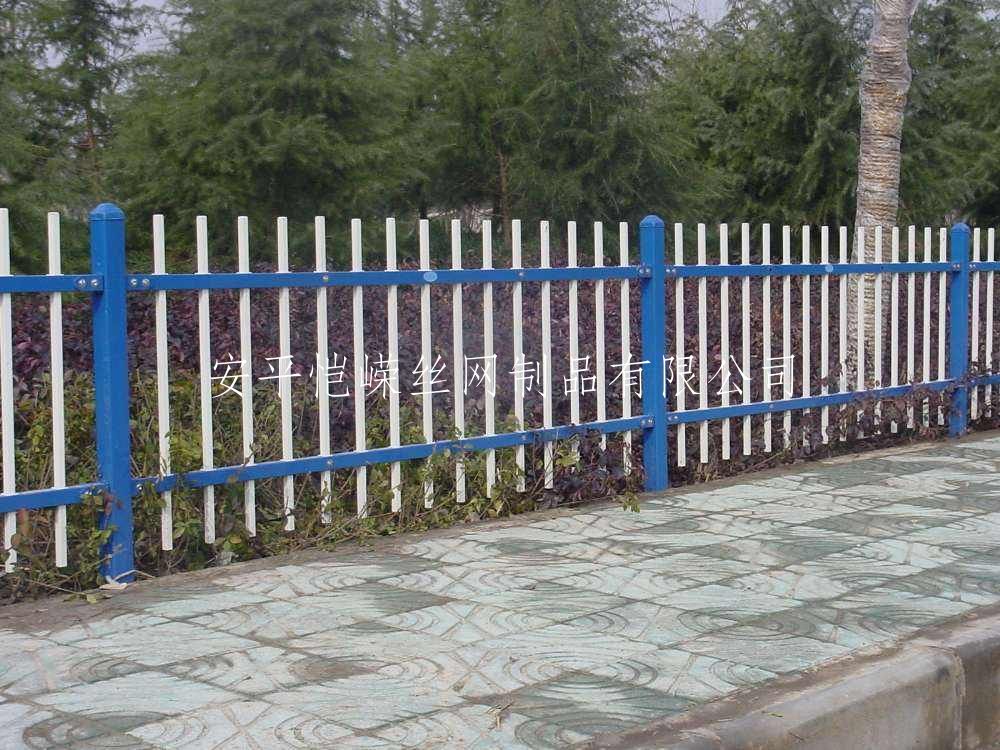 花盆花槽塑料栅栏 潮州学校园林阳台防护市政锌钢护栏制造厂家