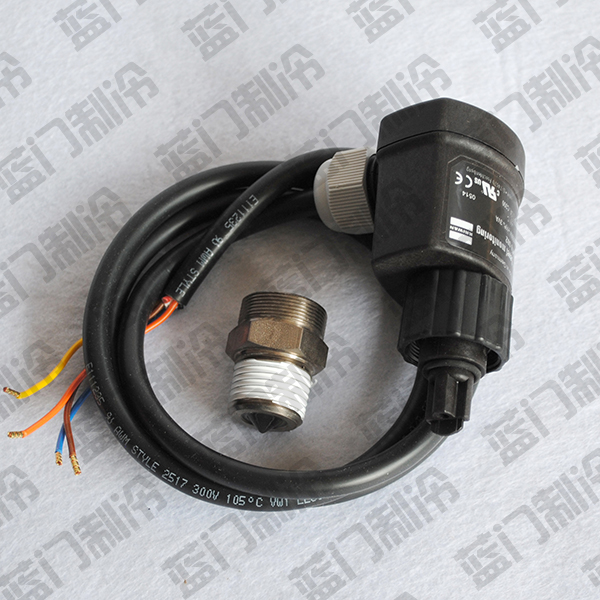 供应KRIWAN INT276LC+液位开关（油分专用）