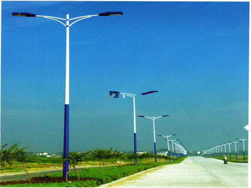 点军太阳能路灯***格-太阳能路灯厂家电话