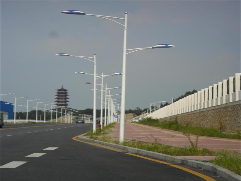 安县太阳能路灯***格-太阳能路灯厂家电话