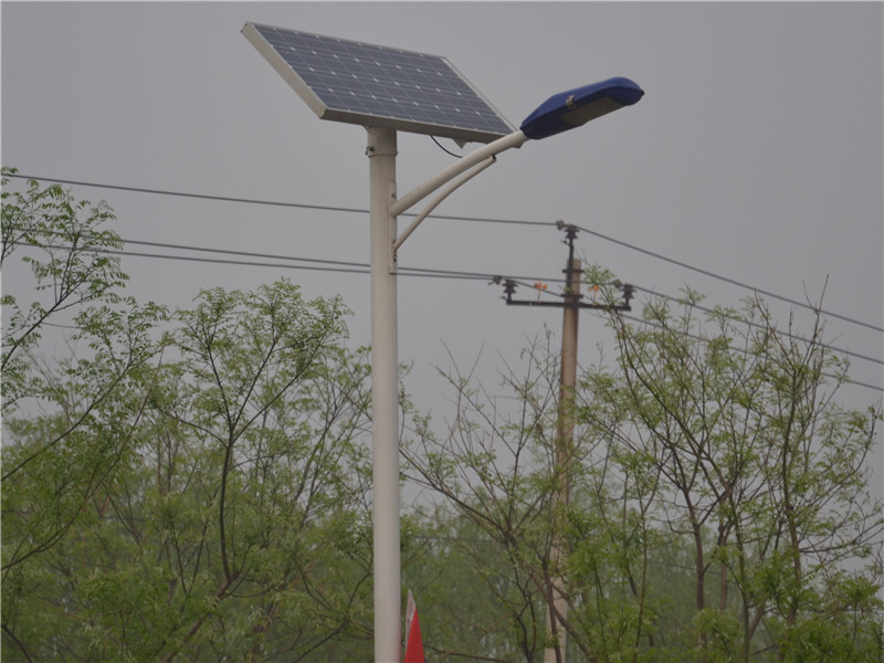 墨竹工卡县太阳能路灯***厂家-太阳能路灯安装价格