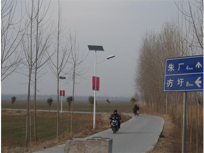 美兰太阳能路灯***格-太阳能路灯厂家电话