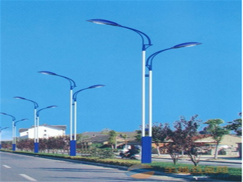 开封太阳能路灯***厂家-太阳能路灯安装价格