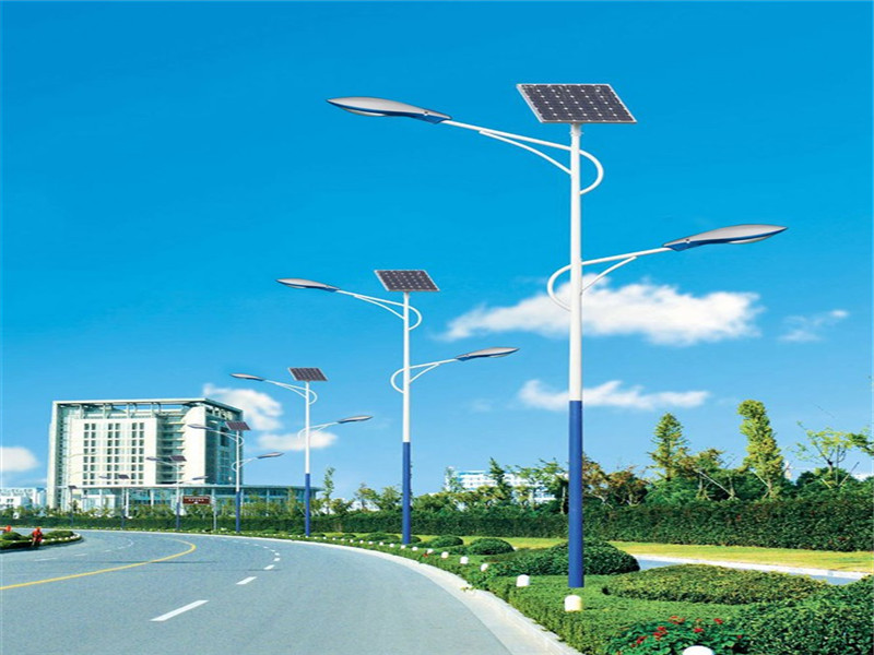 北京太阳能路灯***格-太阳能路灯厂家电话