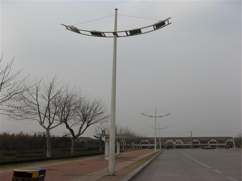 阿克塞太阳能路灯***厂家-太阳能路灯安装价格
