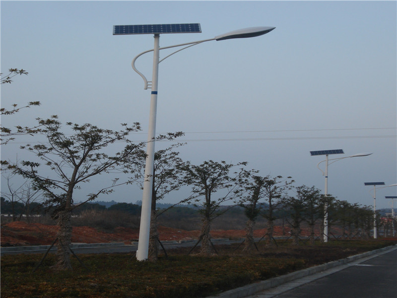 霍林郭勒太阳能路灯***厂家-太阳能路灯安装价格