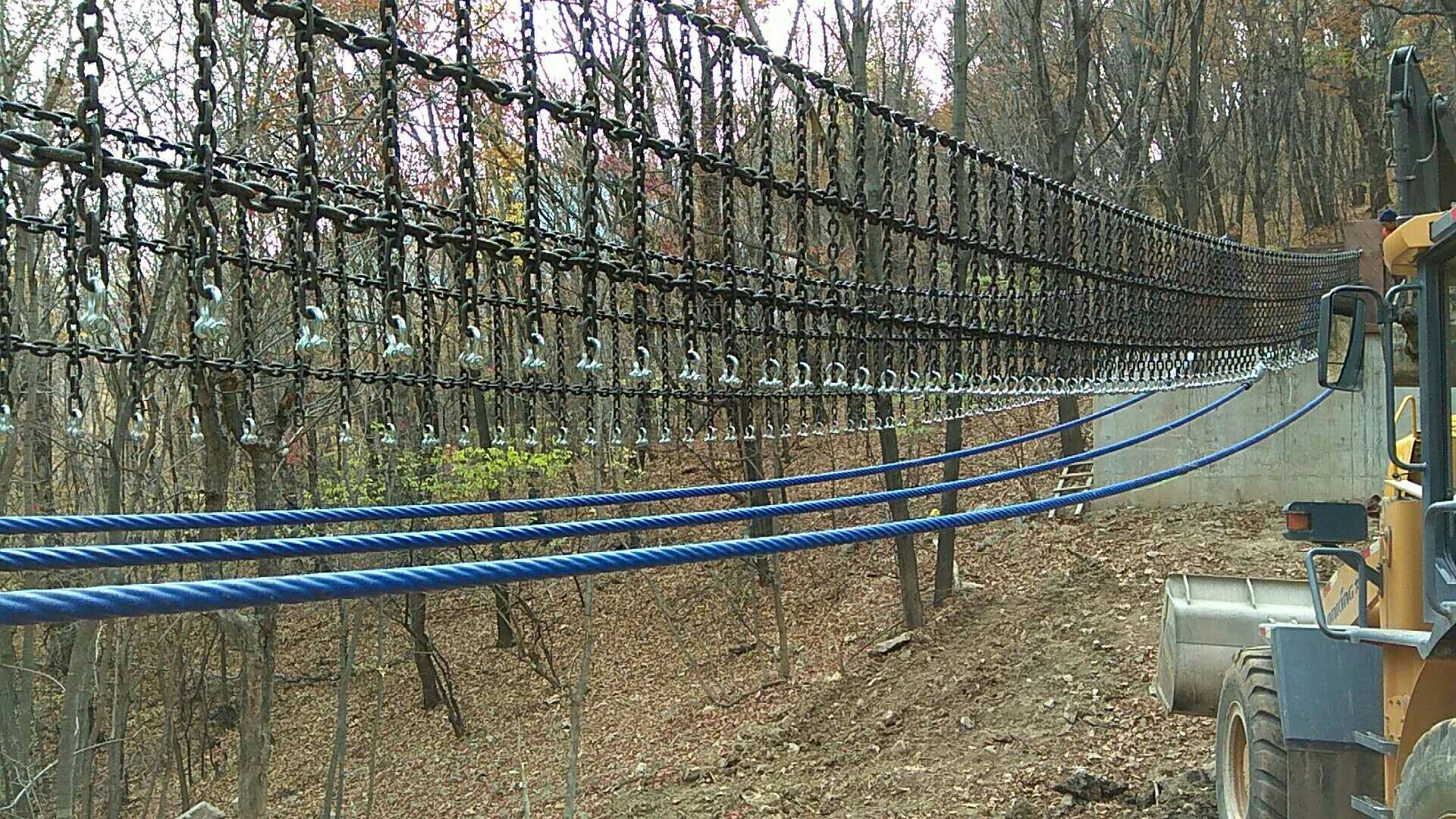 鲁兴制作网红桥的铁链  网红桥用什么样的链条