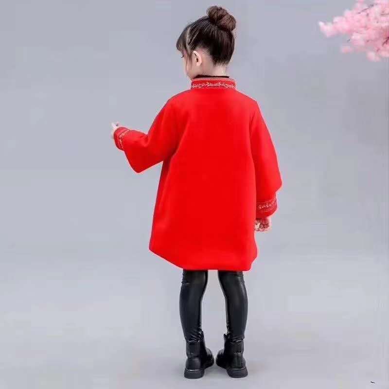 沙河大街【小金娃·月亮船】儿童年装品牌折扣童装尾货清仓处理