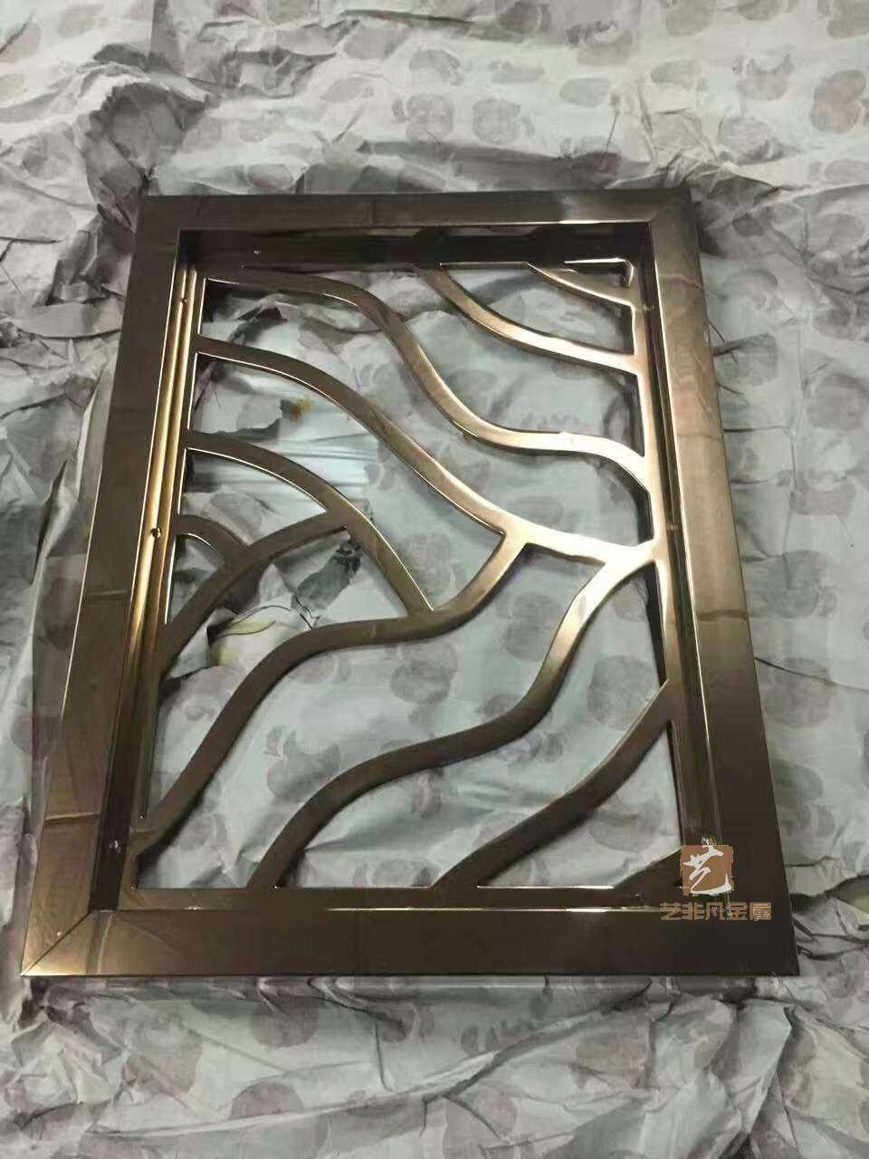 甘肃金昌***不锈钢屏风精细镀金工艺防水效果好
