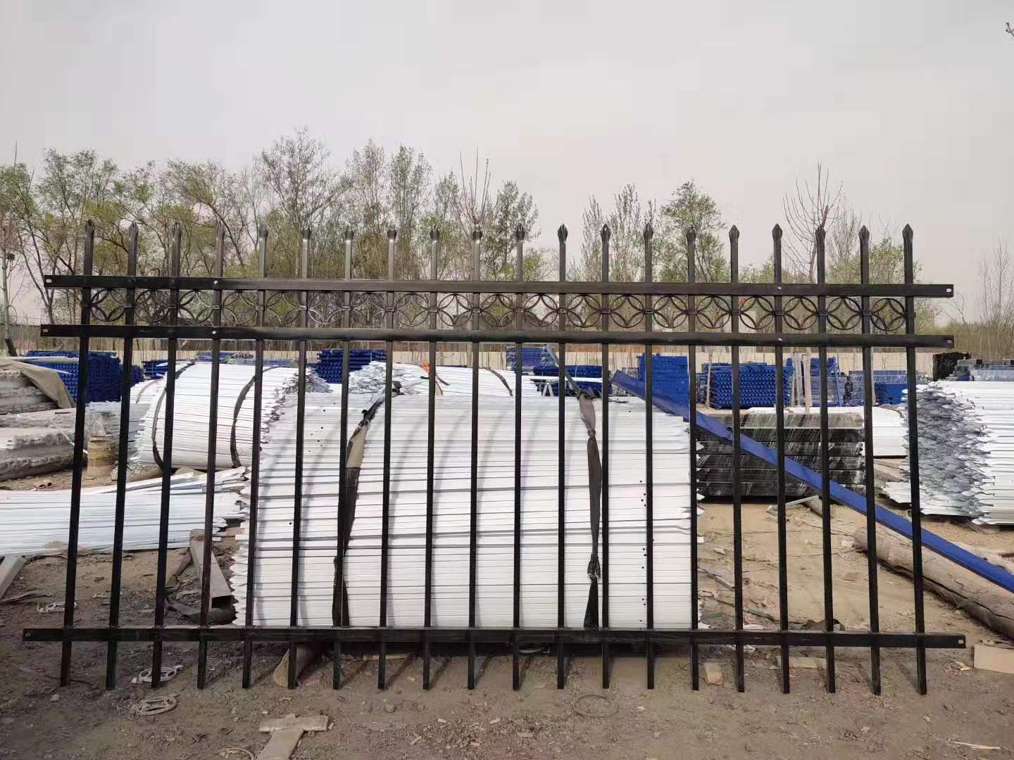 锌钢护栏铁艺围栏小区护栏厂区户外施工栅栏围墙护栏绿化庭院栏杆