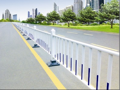 江苏天辉道路护栏库存低价出售