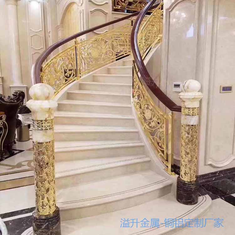 铜镀K金楼梯护栏灵动的美感