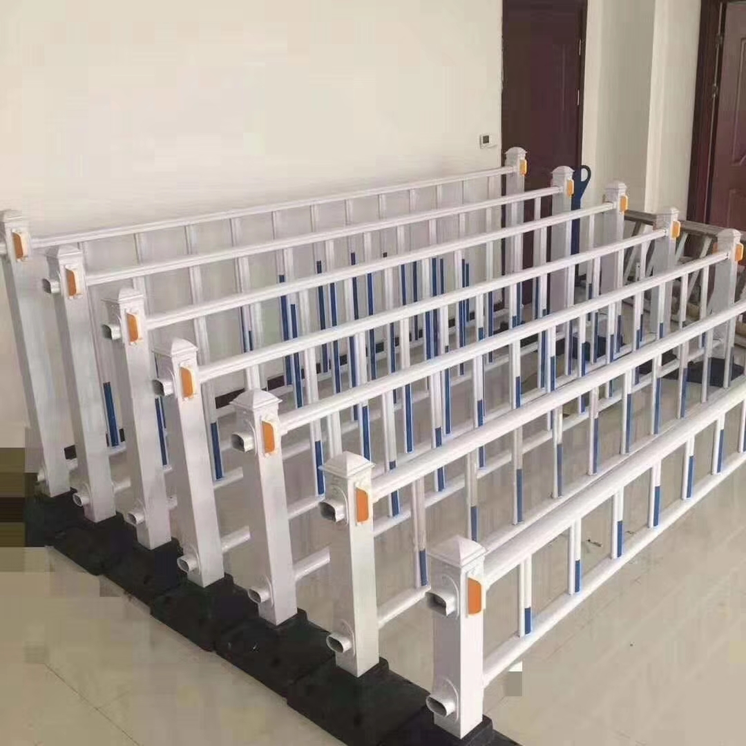 广西交通防撞护栏丨南宁城市围栏丨人行道栏杆厂家