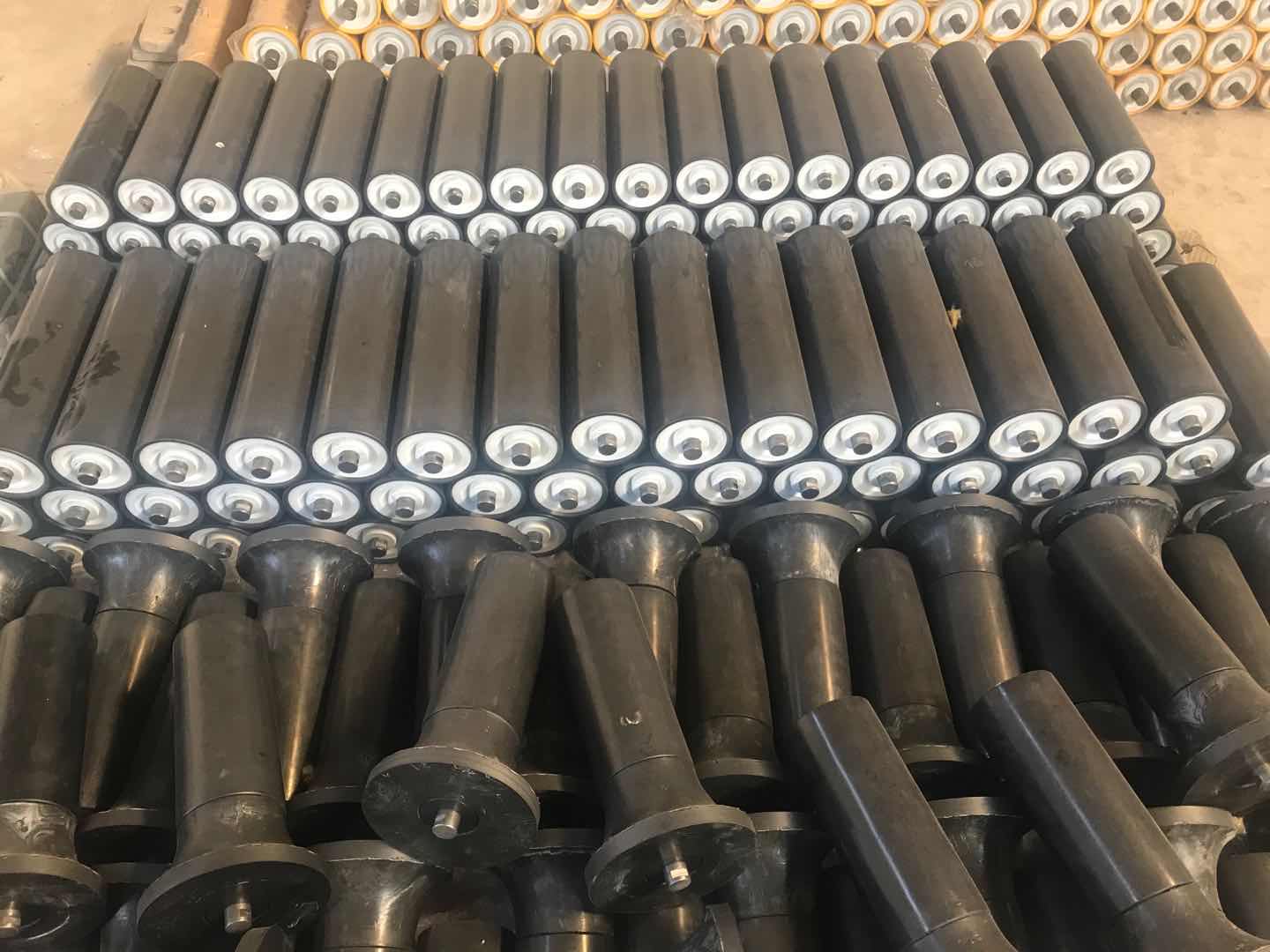 煤矿专用双抗抗阻燃抗静电托辊济南坤海耐磨材料有限公司