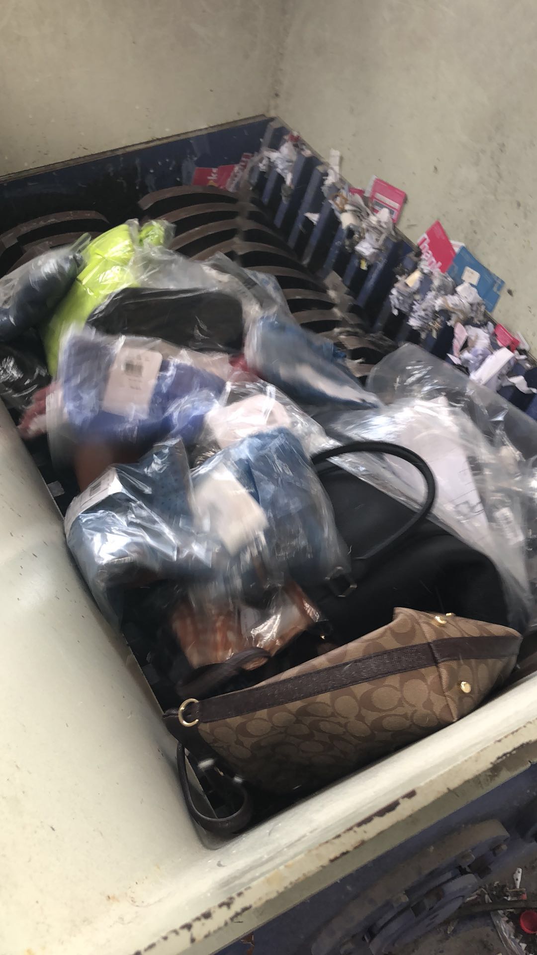 松江护肤品销毁价格上海市市场过期食品销毁瑕疵服装销毁