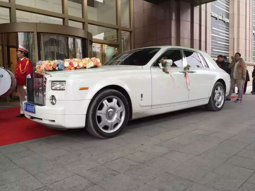 郑州租赁奥迪A6L宝马5系租车特斯拉迈凯伦