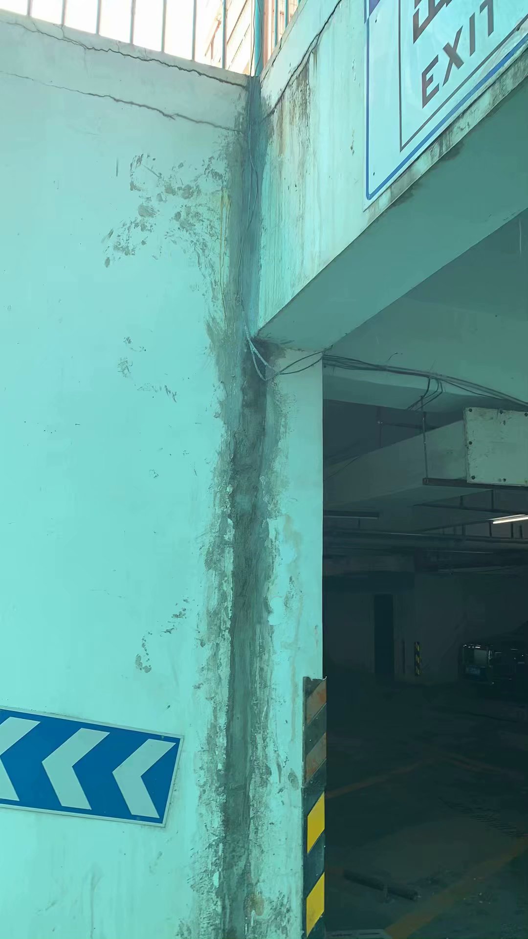 南宁市屋顶漏水***补漏-南宁永固防水工程有限公司