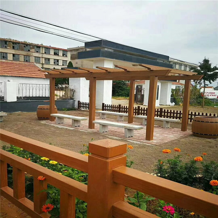 吕梁临县仿木设计仿木（花箱.垃圾桶）仿木栏杆按需定制