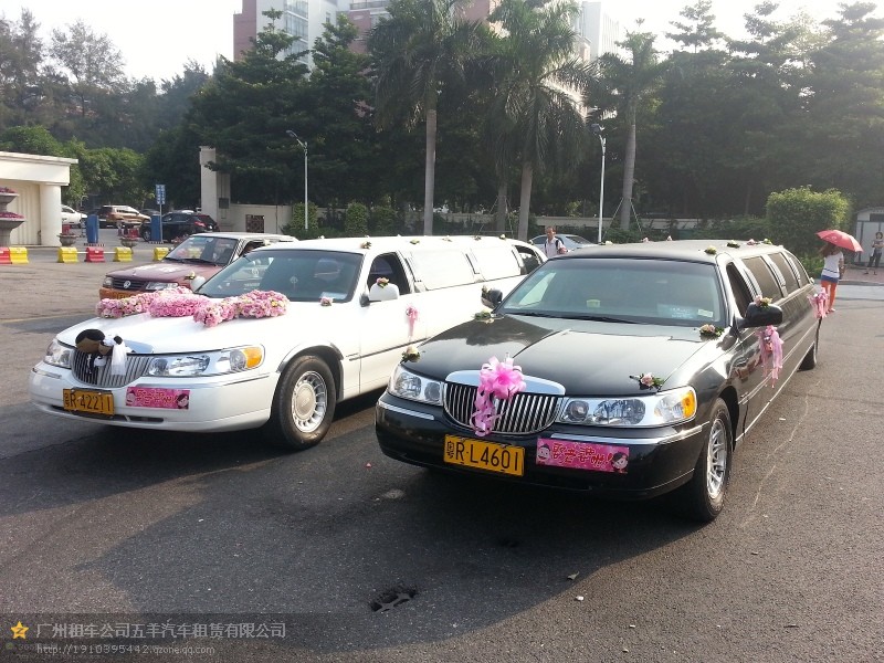 广州租加长悍马一天多少钱出租加长悍马接待用车包半天价格