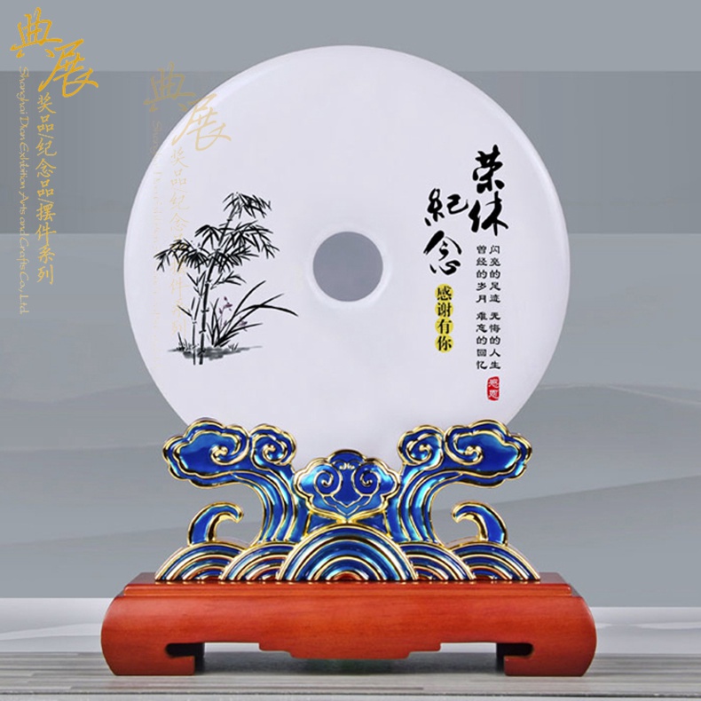 包头干部荣休礼物，送退休人员留念礼品，玉石办公礼品厂家