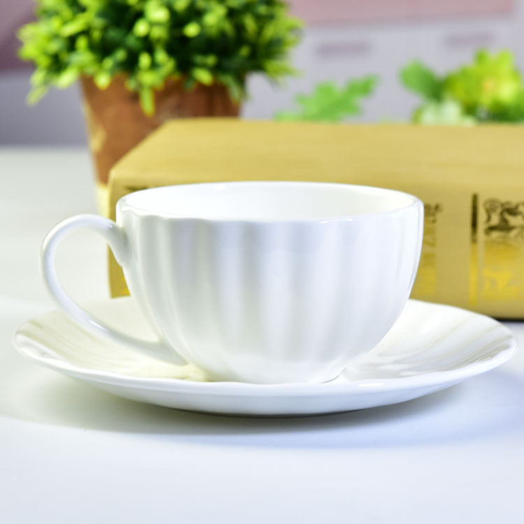 亿美骨瓷浮雕南瓜咖啡杯套装 办公礼品杯碟可定制