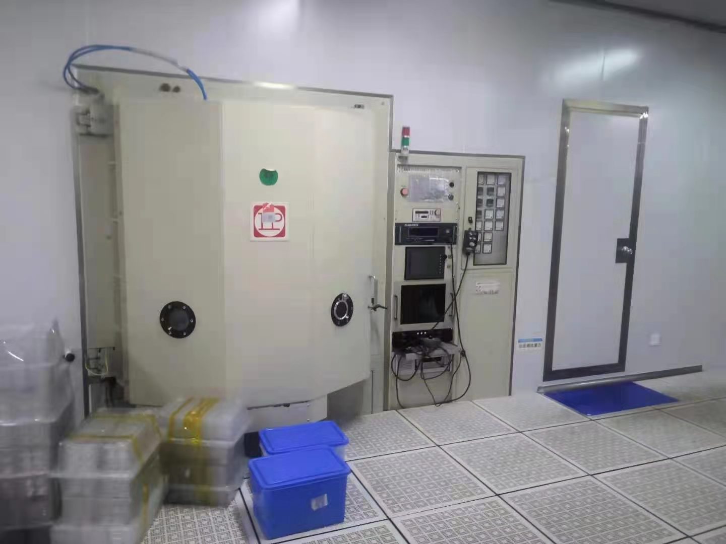 出两台二手韩国2050光学镀膜机