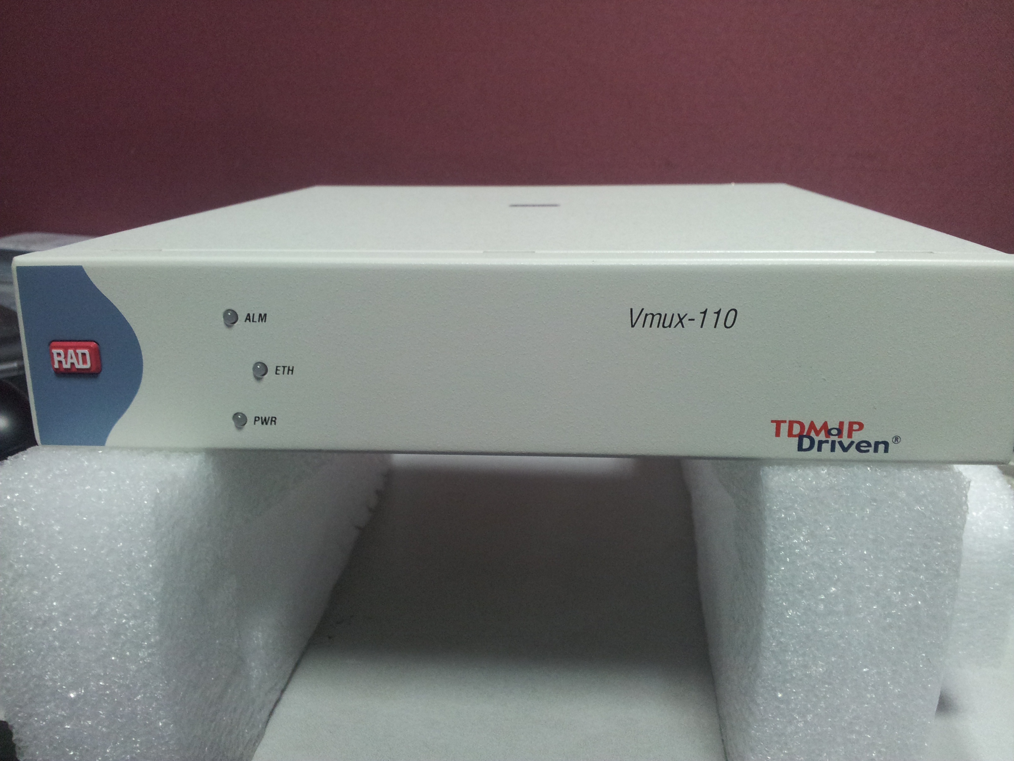 RAD VMUX-110/AC/8E&M/ETH-UTP网关
