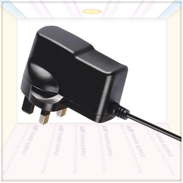高品质15V1A电源适配器