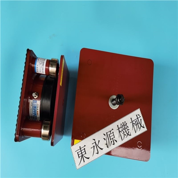 楼上机械隔振用的减震降噪声垫，东永源进口三坐标减震器
