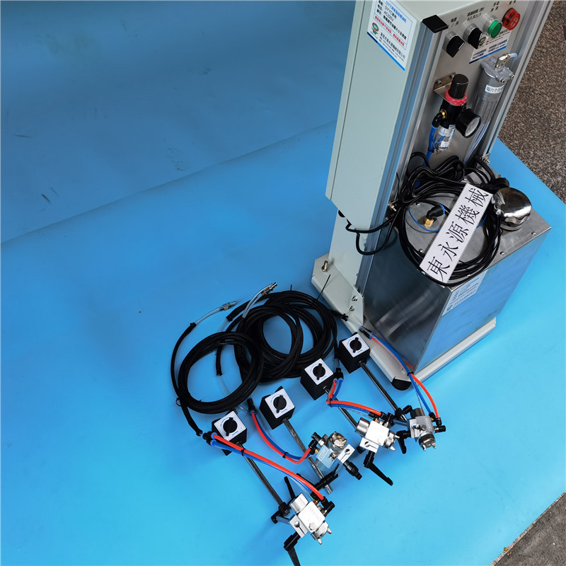 LGN-45冲床双面给油器，带刻度不锈钢滴油箱找东永源