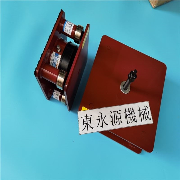 楼上设备减震降噪，锦德莱三坐标减震器，小音箱吸塑盒冲床气垫找东永源