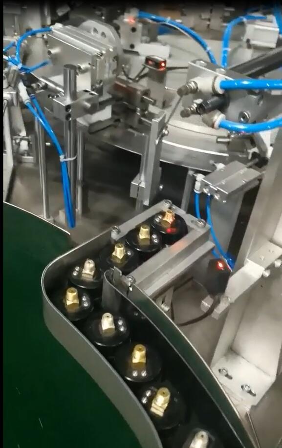 产品入纸盒包装自动化设备