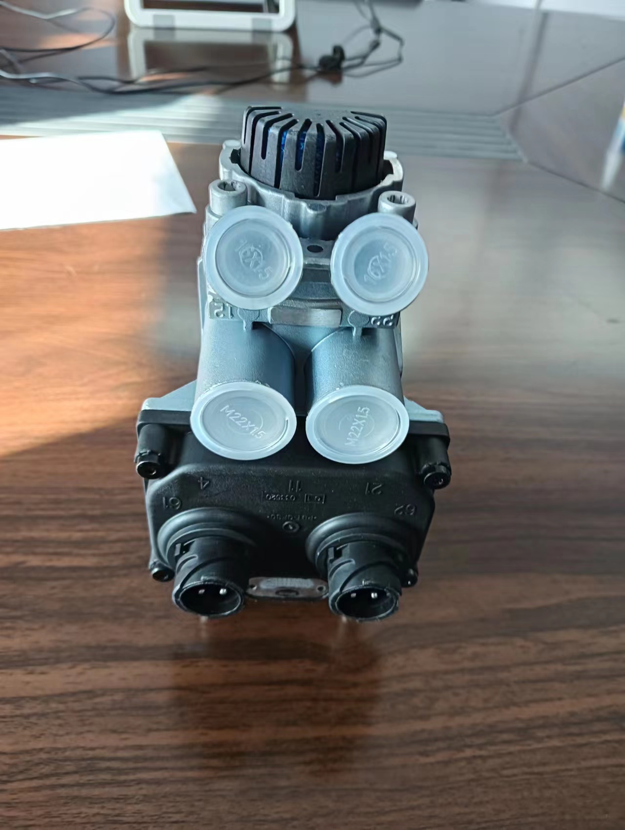 梅赛德斯奔驰 特雷克斯矿用车零部件